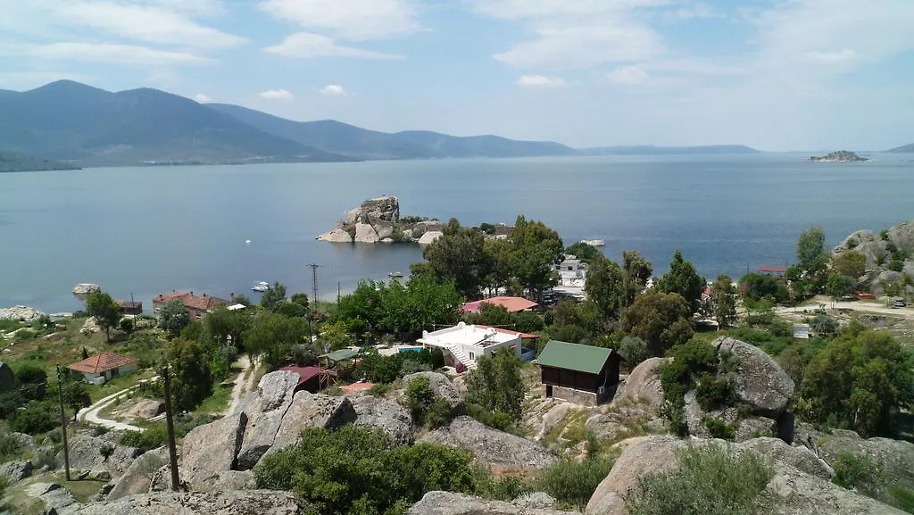 Konukevi Selenes Pansiyon Kapikiri