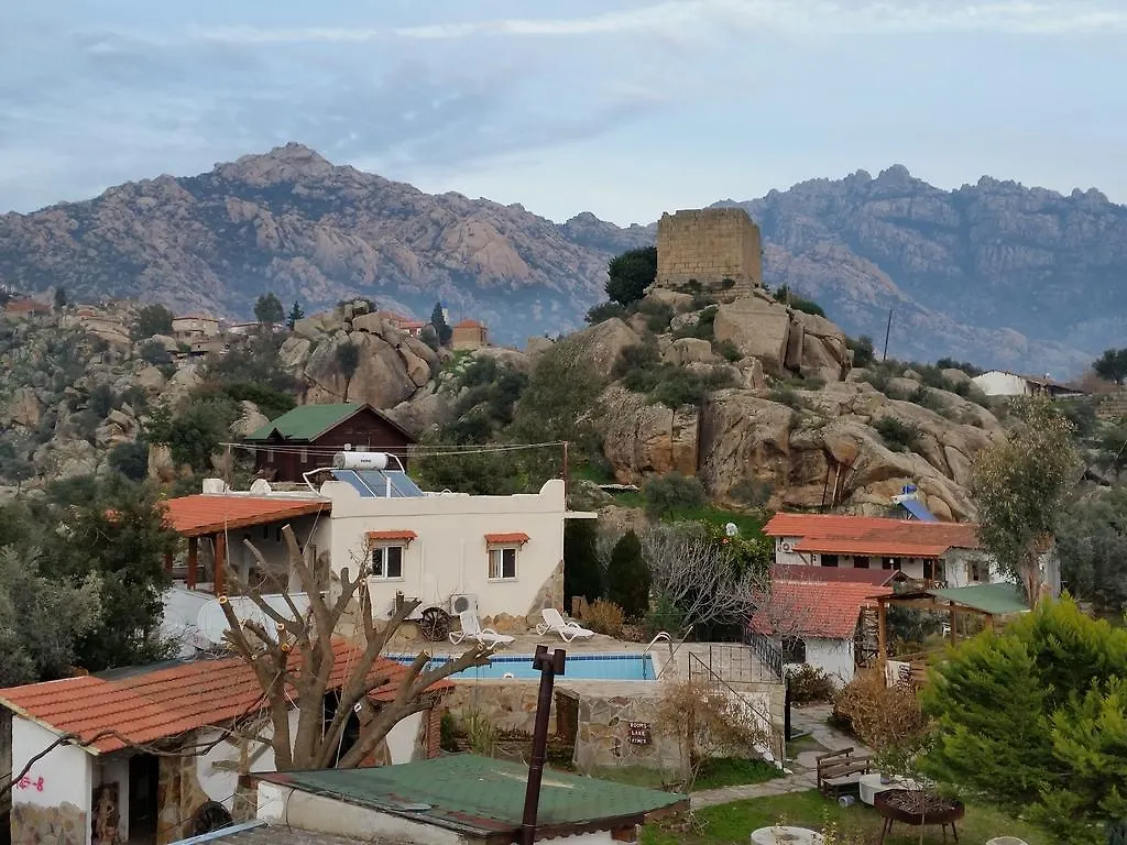 Selenes Pansiyon Kapikiri Guest house